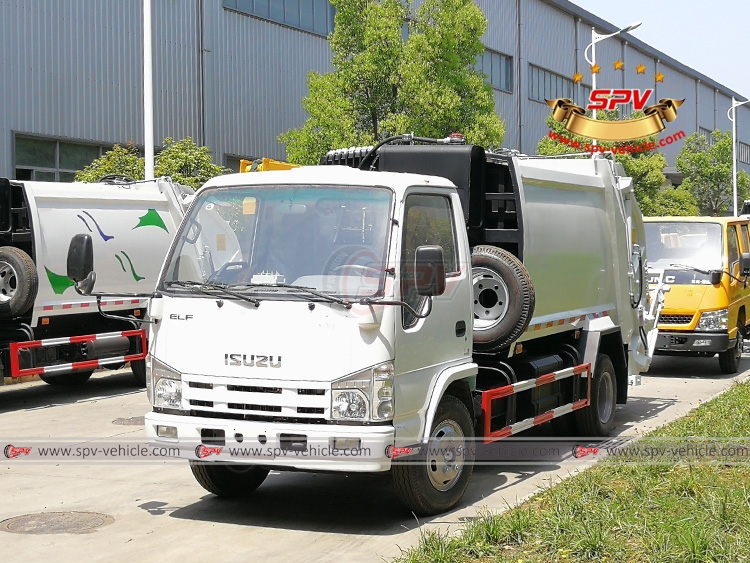 Compactor Garbage Truck ISUZU - LF Compactor Garbage Truck ISUZU - LF